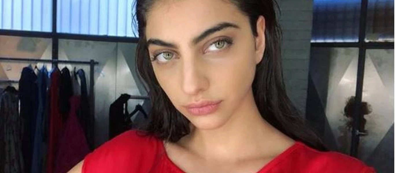 Βγαλμένη από θρίλερ: Η νέα «μεταμόρφωση» της Καζαριάν σε «Κούκλα» (φωτο)